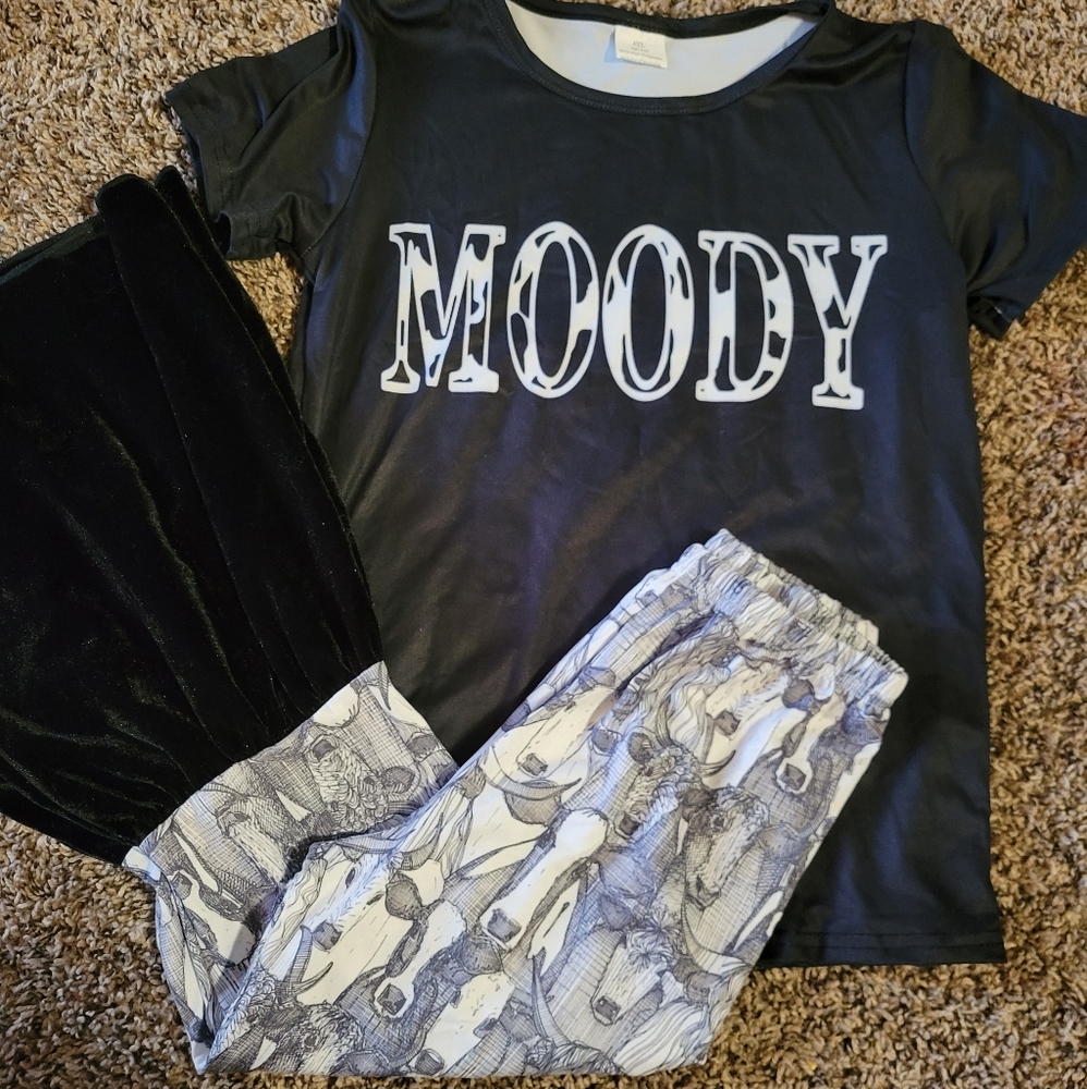 Moody bells set